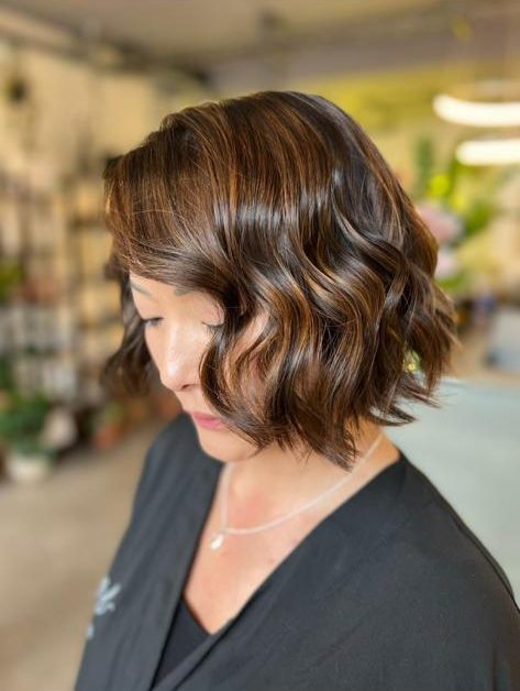 Glossy brunette bob